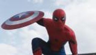 لغز ظهور الرجل العنكبوت مع "كابتن أمريكا" يحير الجمهور