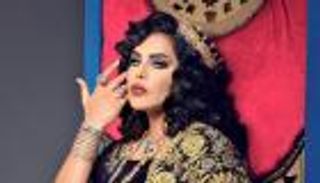 شاب يضحي بزفافه للمنافسة على الفوز بصداقة أحلام