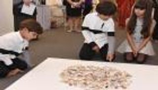 الأطفال نجوم "آرت دبي" في "برنامج الرسامين الصغار"