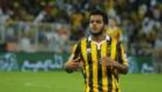 الإصابة تُبعد عسيري عن المنتخب السعودي