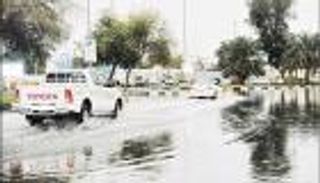 أمطار الخير تهطل على مدينة زايد ودلما بالمنطقة الغربية