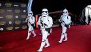 أبوظبي تستقبل "حرب النجوم 7" بأجواء أسطورية 