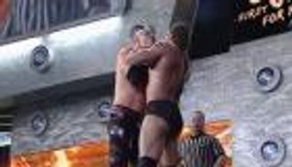 فيديو.. أخطر 10 سقطات لمصارعين خارج الحلبات