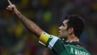 مدافع برشلونة السابق يحقق حلمه بالعودة لنقطة انطلاقه