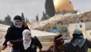 المستوطنون يجددون اقتحام الأقصى واعتقال 13 فلسطينيا بالضفة