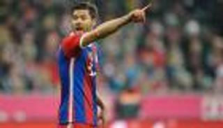 أنشيلوتي وراء تجديد عقد ألونسو