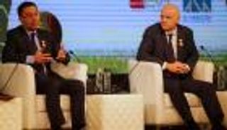 بارتوميو: ميسي ضمن 3 أساطير لعبوا لبرشلونة