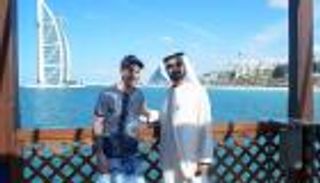 ميسي يشكر الشيخ محمد بن راشد على كرم الضيافة