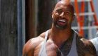 المصارع "ذا روك" يُنتج مسلسلًا تلفزيونيًّا