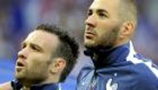 فالبوينا ينسى ابتزاز بنزيمة من أجل يورو 2016