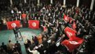 استقالات نواب "نداء تونس" تمنح "النهضة" الصدارة البرلمانية 