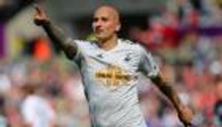 نيوكاسل يوافق على ضم شيلفي من سوانزي سيتي