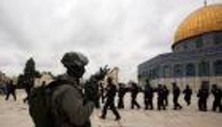 الاحتلال يقمع تظاهرة تضامنية مع أسير فلسطيني