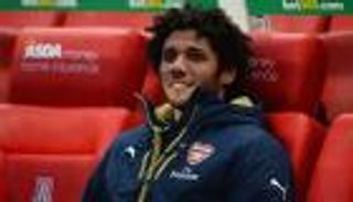 النني يُشاهد تعادل أرسنال مع ستوك