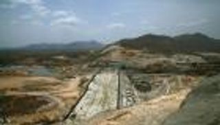 خبراء: إثيوبيا بدأت تخزين المياه خلف سد النهضة