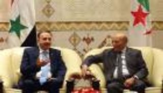 زيارة المعلم المفاجئة للجزائر.. أهداف دمشق لخطب الود الجزائري
