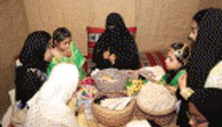الأطفال العرب في حضن التراث الإماراتي
