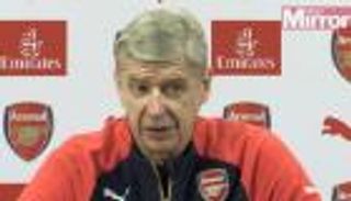 بالفيديو.. مدرب أرسنال يتهكم على صحفي بسبب رنين هاتفه