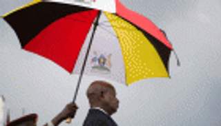 بعد 30 عامًا من حكمه ووسط احتجاج.. رئيس أوغندا يعد بمكافحة الفساد