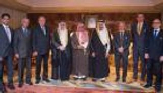 الملك سلمان يمنح العلماء جوائز الملك فيصل لعام 2016