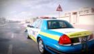 سعوديان يتنكران بزي الشرطة الكويتية للسرقة بالإكراه