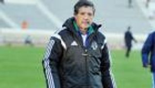 الجيش الملكي المغربي يخطط لإقالة مدربه البرتغالي