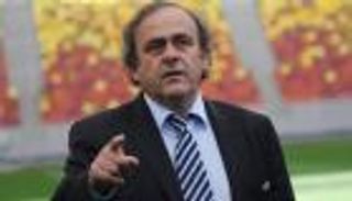 بلاتيني يدين منع فيفا الطعن على إيقافه أمام المحكمة الرياضية