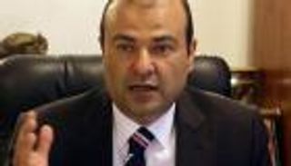 بالصور.. وزير التموين المصري يستقيل تجنبا لعزله برلمانيا