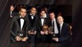 ألفيش: اندهشت من حلول نيمار ثالثًا في الكرة الذهبية