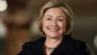 «قليل من الأمل والحب» .. حملة دعائية جديدة لهيلاري كلينتون