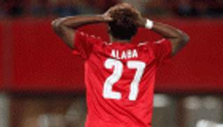 بالفيديو.. ألابا يسجل أغرب هدف ذاتي مع منتخب النمسا