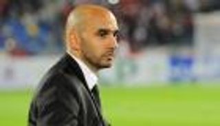 العقوبة الإفريقية تتهدّد مدرب الفتح الرباطي المغربي