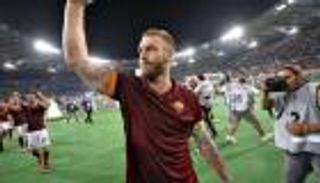 روما يعرض تمديد عقد دي روسي براتب مخفض