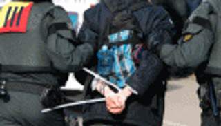 بالصور.. صدامات ومئات المعتقلين قبل مؤتمر حزب ألماني معادٍ للمسلمين