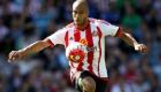 أسباب شخصية تنقل مدافع سندرلاند إلى واتفورد