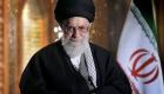 علماء باكستان: خامنئي يسعى لتصفية حسابات سياسية عبر الحج