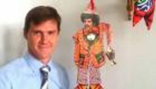 بالصور.. سفير بريطانيا بمصر يحتفل برمضان بطريقته