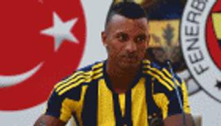 رئيس فناربخشه يؤكد انتقال ناني إلى فالنسيا