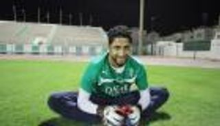 حارس الأهلي يخلد 