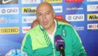 أهلي جدة يقرر تجديد عقد مدربه جروس