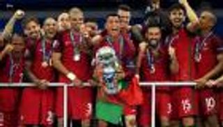 وجوه مبتسمة في يورو 2016