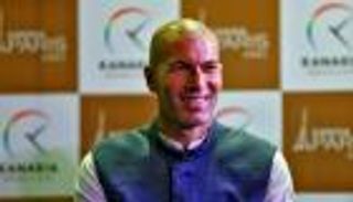 زيدان: إشبيلية كان يستحق أيضا الفوز بالسوبر الأوروبي