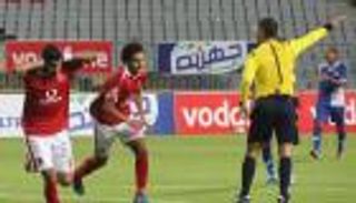 "ساعة حَكم" تثير الجدل في الدوري المصري