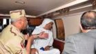 بالصور.. ولي عهد أبوظبي يتفقد تجمع محمد بن زايد السكني بالقاهرة