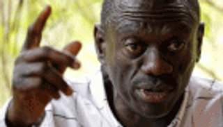 اتهام زعيم المعارضة في أوغندا بالخيانة