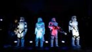 حرب النجوم "صحوة القوة": عطايا النوستالجيا