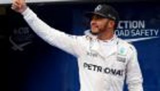 تفوق ساحق لهاميلتون في سباق ماليزيا للسيارات