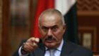 مصادر يمنية: صالح ينجو من محاولة اغتيال على يد الحوثيين بصنعاء