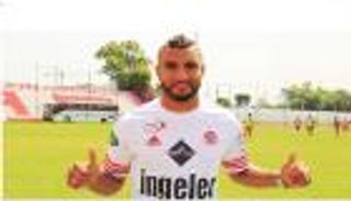 سخط جماهيري بعد استبدال لاعب للحاق بطائرة منتخب المغرب