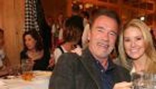 شوارزينجر سعيد بحضور مباراة بايرن رغم كونه فأل سيء